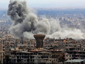 سورية: قافلة المساعدات تغادر الغوطة قبل إفراغ حمولتها بسبب القصف