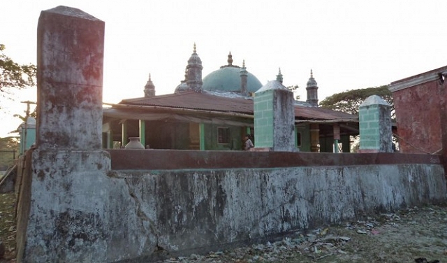 ميانمار تحول مساجد الروهينغا لقواعد عسكرية