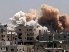 طائرات النظام تقصف درعا وعشرات القتلى بالغوطة 