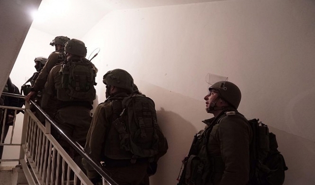 اعتقال 35 فلسطينيا بالضفة والقدس والاحتلال يتوغل بغزة