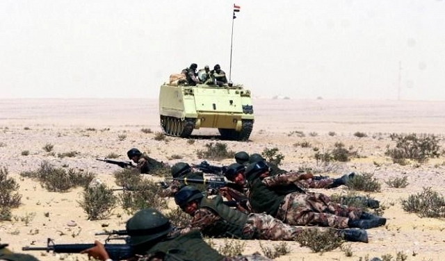 مقتل وإصابة 6 عسكريين مصريين في استهداف وسط سيناء