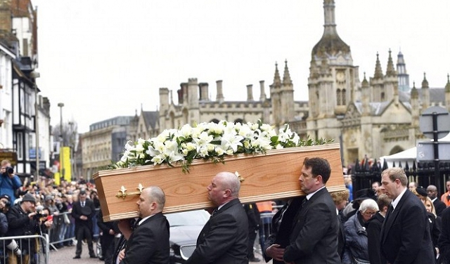 كامبريدج: جنازة خاصة للعالم ستيفن هوكينغ