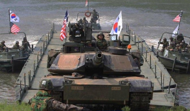 مناورات عسكرية أميركية كورية جنوبية رغم التهدئة