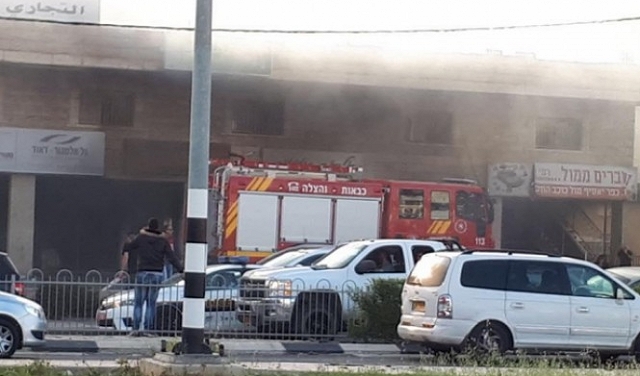 كفر ياسيف: اندلاع حريق في مستودع مقابل لمحطة وقود