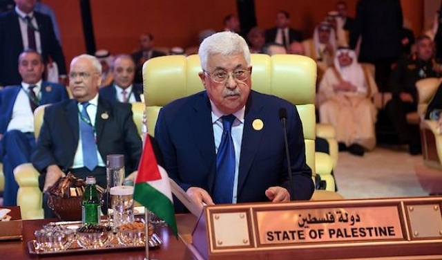 عباس يدعو الزعماء العرب لزيارة القدس ويعتبرها 