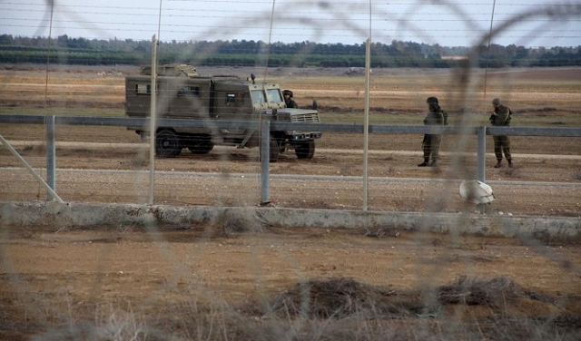 اعتقال 6 غزيين اجتازوا السياج الأمني والاحتلال يستنفر جيشه 