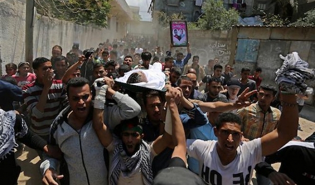 وصول جثمان الزميل الصحافي الشهيد أبو حسين إلى غزة