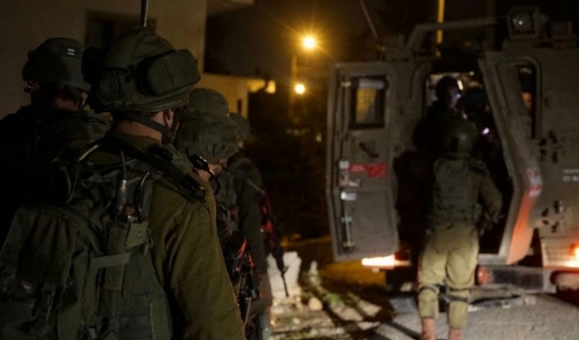مواجهات بالضفة والاحتلال يعتقل 17 فلسطينيا