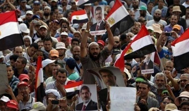  الإخوان يشترطون الإفراج عن مرسي للتفاوض مع السيسي