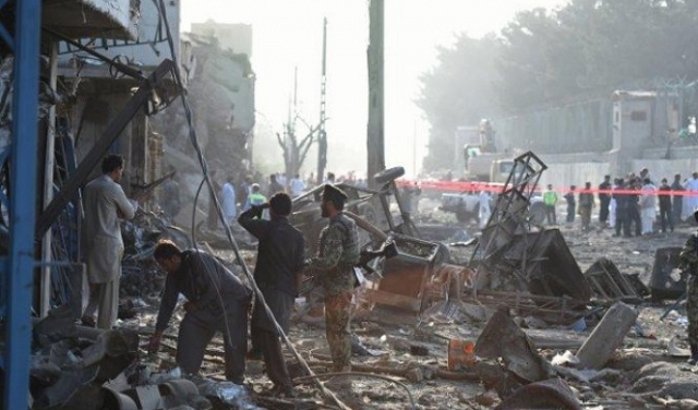 عشرات القتلى والجرحى بتفجير داخل مسجد بأفغانستان