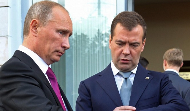 بوتين لولاية رابعة ويرشح ميدفيديف رئيسا للحكومة