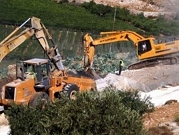 الاحتلال يجرف ويخطر بمصادرة أراضٍ جنوب نابلس