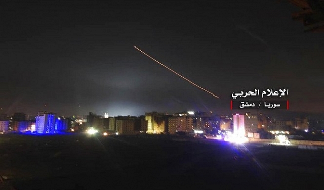 إسرائيل نسّقت مع الروس وتزعم: الدفاعات الجوية السورية سبب توسيع الغارات