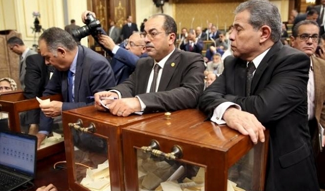 إلقاء القبض على البرلماني المصري السابق توفيق عكاشة