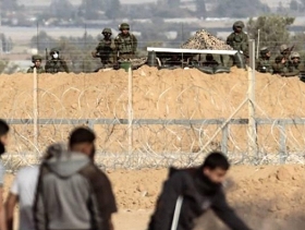 توغل آليات الاحتلال بقطاع غزة قبيل بدء مسيرة العودة 