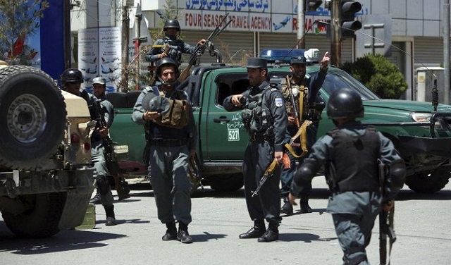 السلطات الأفغانية تُعلن مقتل وإصابة 300 عنصر من 