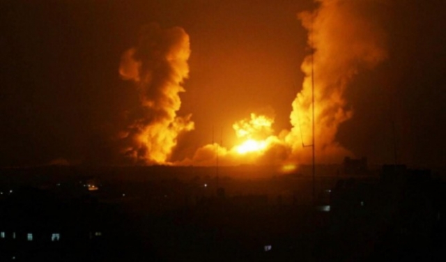 طائرات الاحتلال تقصف مواقع للقسام بغزة