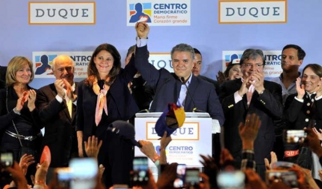 اليمين واليسار بصراع الدورة الثانية للانتخابات الرئاسية الكولومبية 