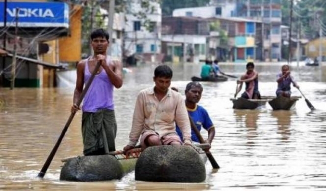 الأمطار الموسمية تُودي بحياة 21 شخصا بالهند