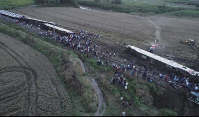 تركيا: 24 قتيلًا وعشرات الجرحى في حادث قطار