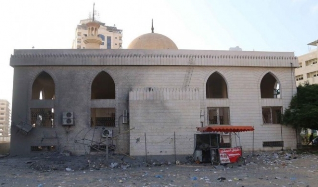 غارات الاحتلال تستهدف المساجد بغزة 
