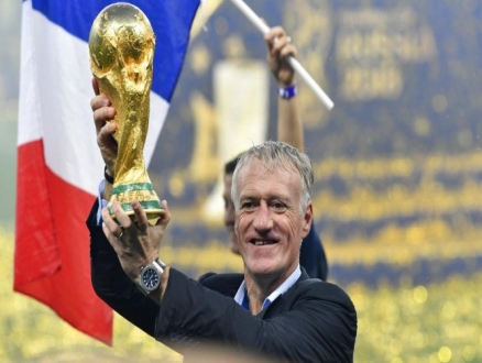 ماذا قال مدرب فرنسا بعد التتويج بكأس العالم؟