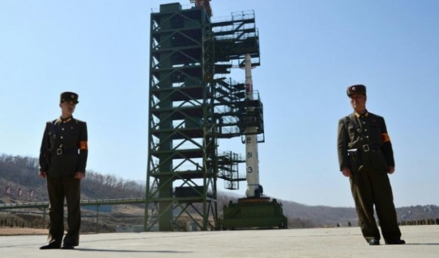 كوريا الشمالية تشرع بتفكيك منشآت نووية ومنصة للصواريخ 