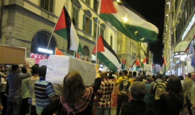 مدن إيطالية تدعو لحظر عسكري على إسرائيل