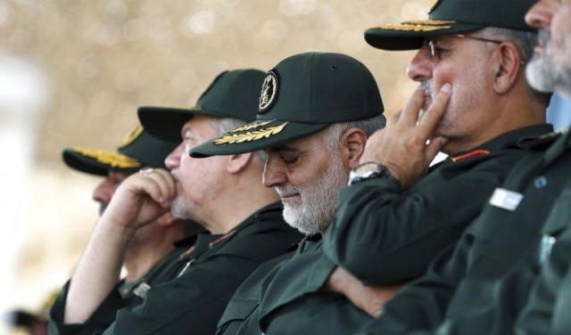 الثوري الإيراني: أجرينا مناورات حربية بالخليج لمواجهة تهديدات محتملة