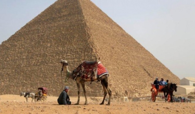 قطاع السياحة بمصر يرزح تحت رحمة الضريبة العقاريّة وتخوُّف المستثمرين