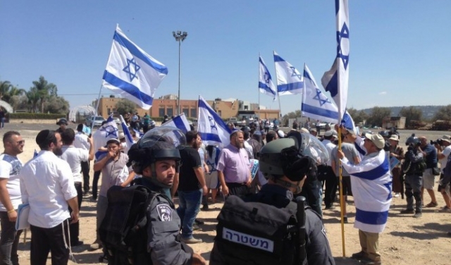 الشرطة تسمح لمتطرفين يهود بالتظاهر في أم الفحم