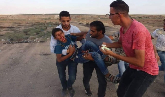 قطاع غزة: إصابة شخصين برصاص الاحتلال