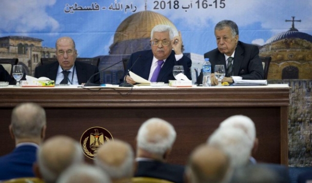 التحذير من تجاوز منظمة التحرير مع بدء جلسات المجلس المركزي