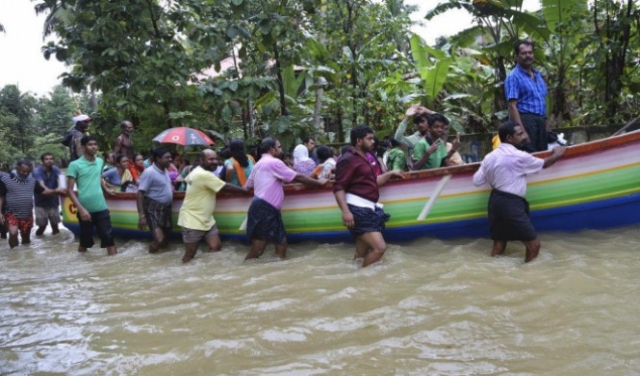 الهند: ارتفاعُ قتلى الفيضانات ونزوح أكثر من نصف مليون إنسان