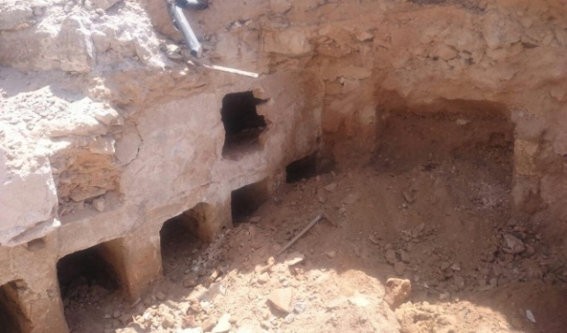 اكتشاف مقبرة في الإسكندرية تعود إلى آلاف السنين 
