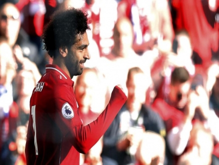 احتدام النزاع بين محمد صلاح ومسؤولي الكرة المصرية