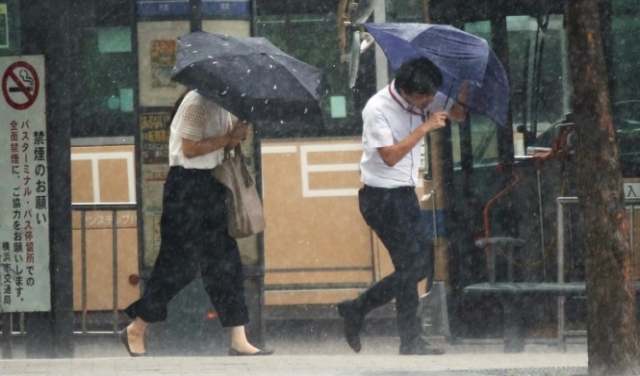 اليابان: تسعة قتلى وأضرار جسيمة بإعصار 