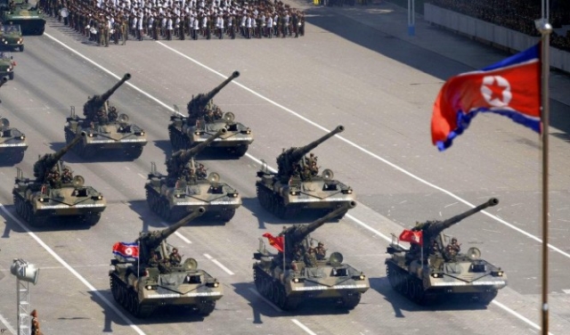 كوريا الشمالية تحتفل بذكرى تأسيسها بلا صواريخ عابرة للقارات