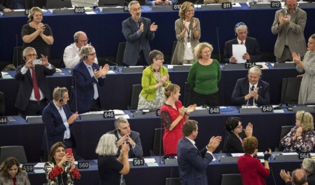 البرلمان الأوروبي يتحرك ضد تهديد حكومة أوروبان للديمقراطية