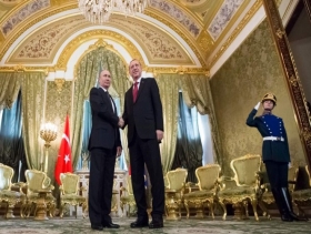لقاء دبلوماسي رفيع في إسطنبول لنقاش الهجوم "المؤجل" على إدلب