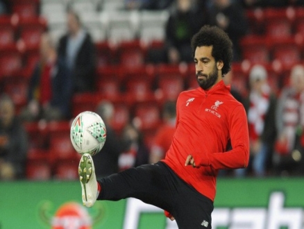 ما سبب تواجد محمد صلاح بفندق في مانشستر؟