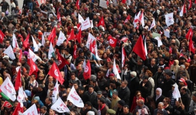 تونس: تمديد حالة الطوارئ شهرا إضافيا