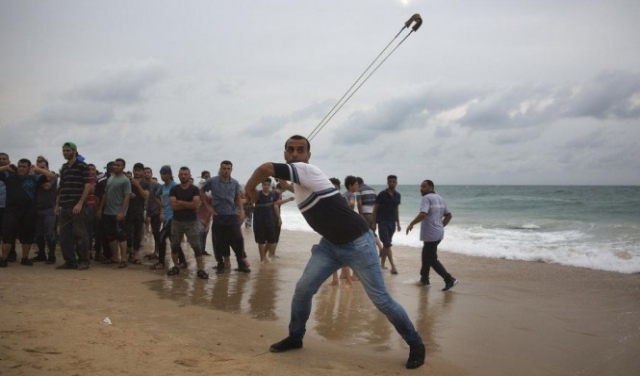 حماس: تهديدات ليبرمان فارغة ولن توقف مسيرات العودة