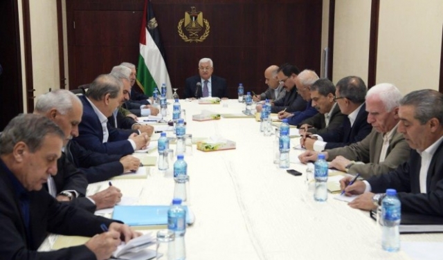 عباس: سننفذ كافة قرارات المجلس المركزي للمنظمة