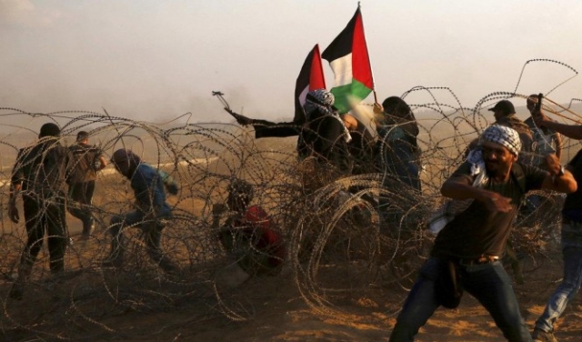 جهاز الأمن الإسرائيلي يعارض قرار ليبرمان وقف الوقود لغزة
