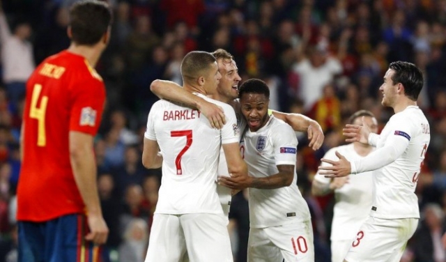 إنجلترا تصعق إسبانيا بثلاثية مقابل هدفين
