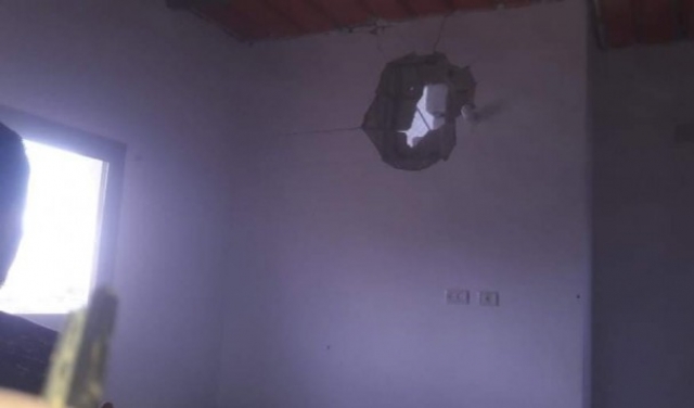أضرار لمنزل بسقوط 3 قذائف مصرية برفح