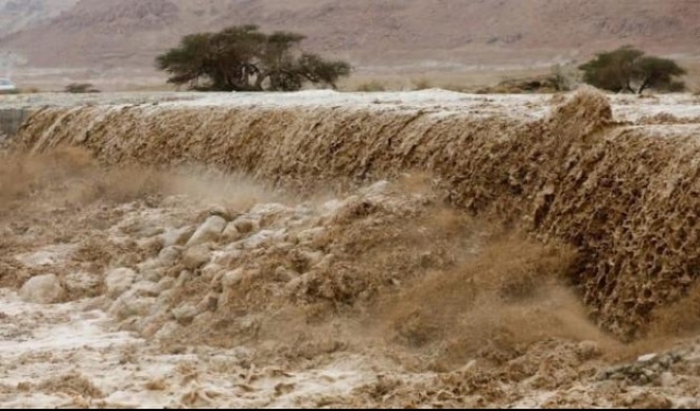 تحذيراتٌ من سُيول وفيضانات بعدّة مناطق في البلاد