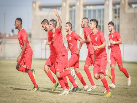 نتائج مباريات الفرق العربية في مختلف الدرجات
