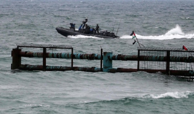غزة: بحرية الاحتلال تعتقل ثلاثة صيادين